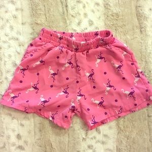 Pink lounge shorts with flamingo print